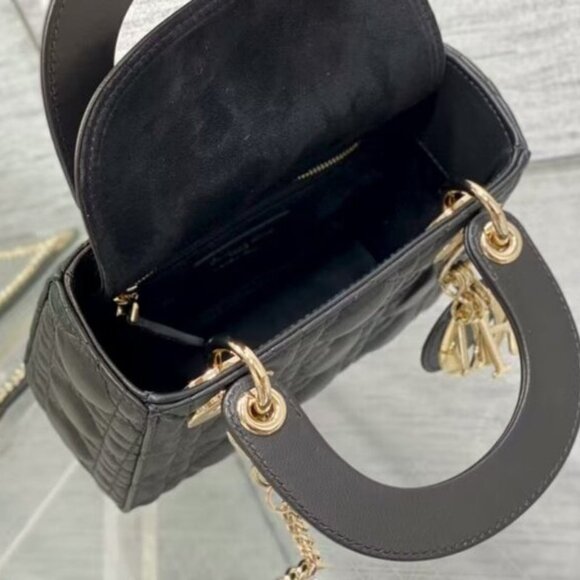 Sleek Black Leather Mini Handbag - Picture 5 of 5